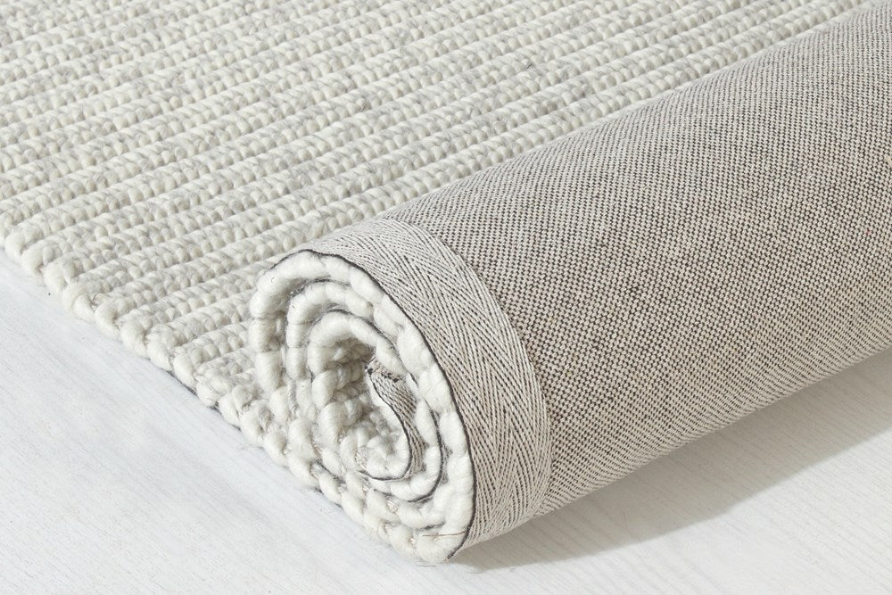 Luxe Fortune White Wool Rug