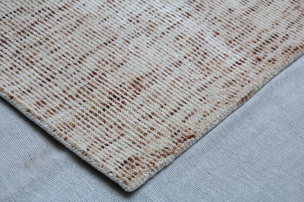 Vanta Bronze Hand-Loomed Rug