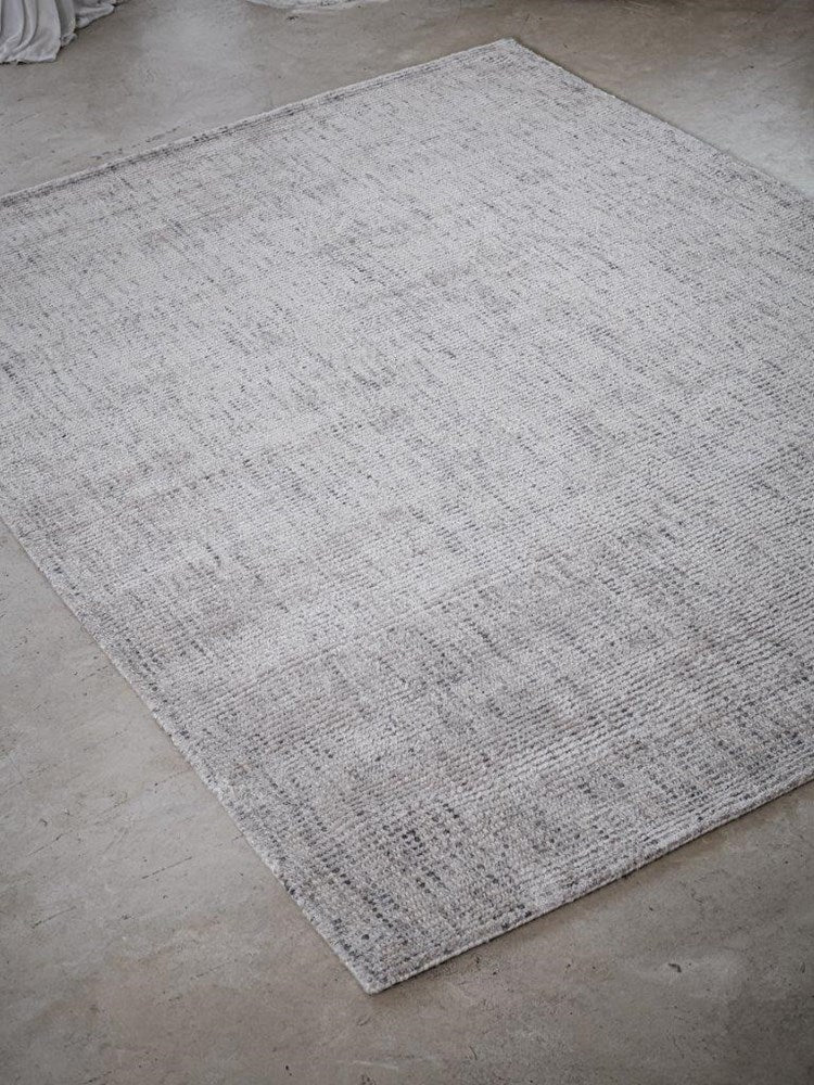 Vanta Silver Hand-Loomed Rug