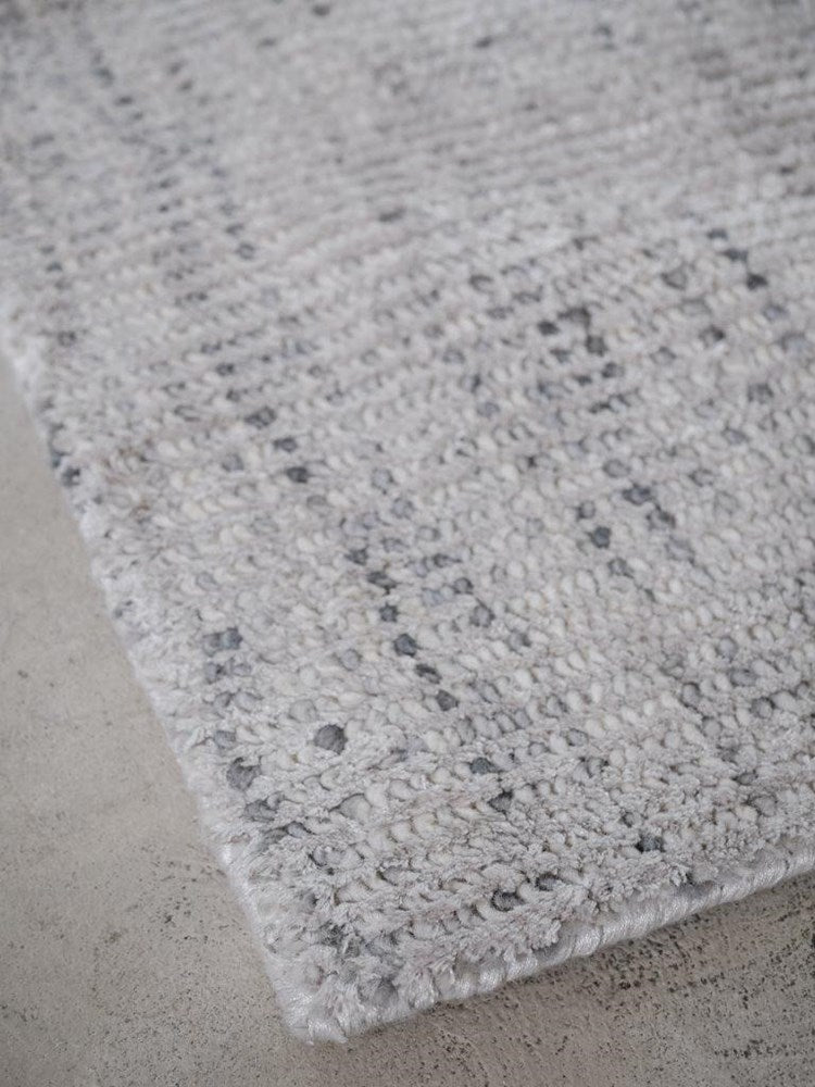 Vanta Silver Hand-Loomed Rug