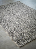 Sorelle Light Grey Hand-Woven Rug