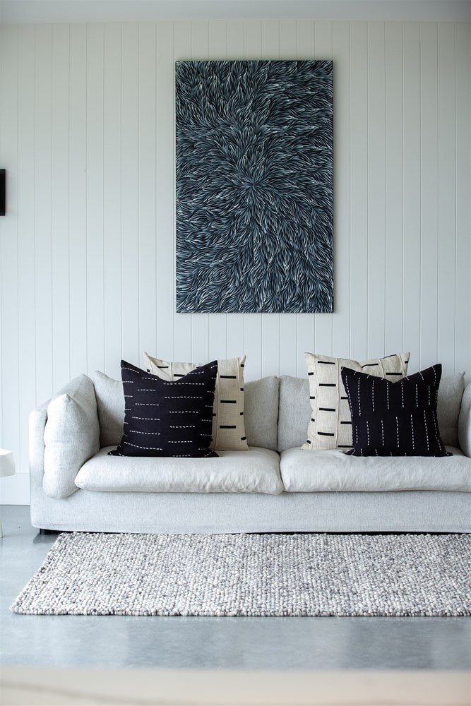 Zavelle Black White Contrast Hand-Woven Rug