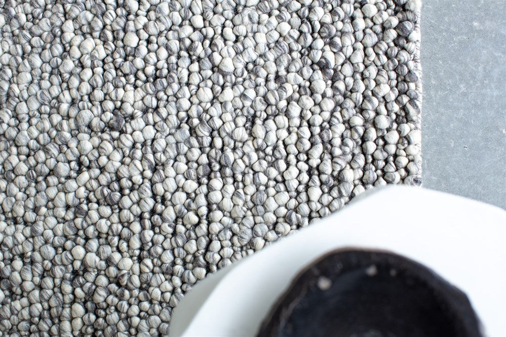 Zavelle Black White Contrast Hand-Woven Rug