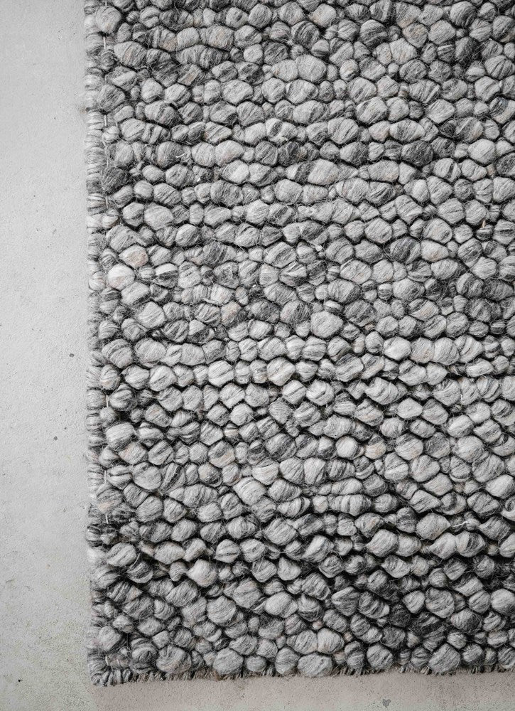 Zavelle Steel Multi Hand-Woven Rug