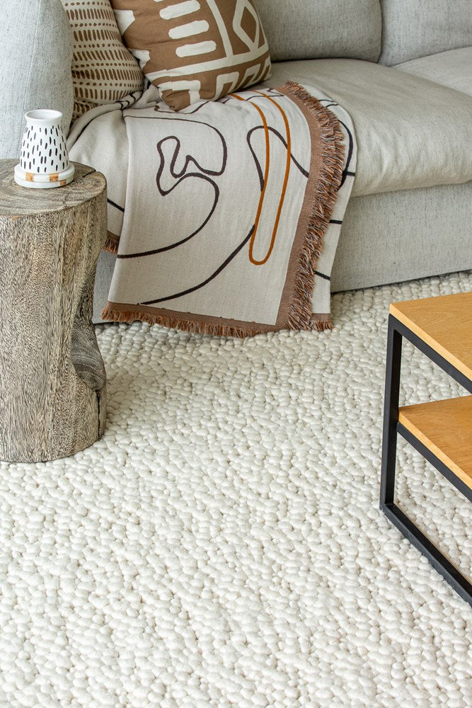 Zavelle Pure White Hand-Woven Rug
