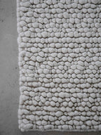 Zavelle Pure White Hand-Woven Rug