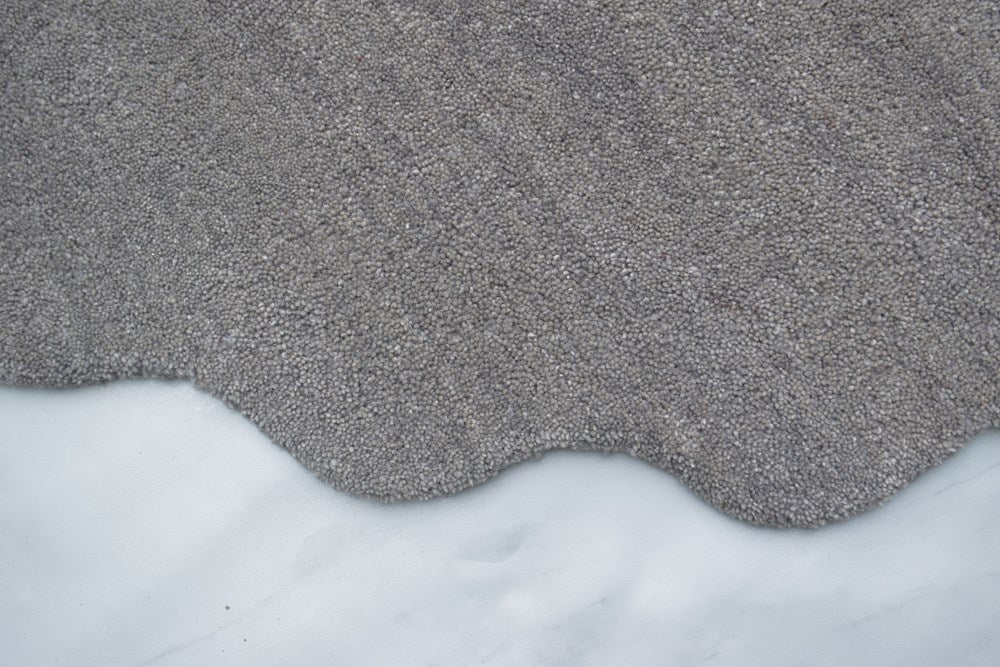 Virelle Stone Grey Scalloped Wool Rug