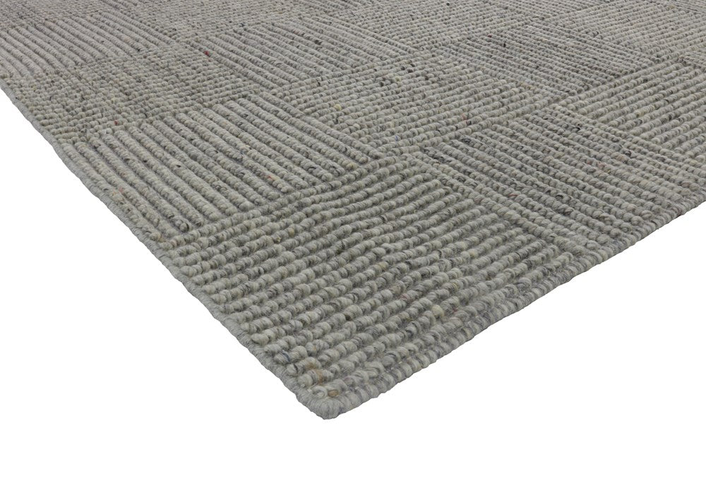 Luma Grey Wool Wug